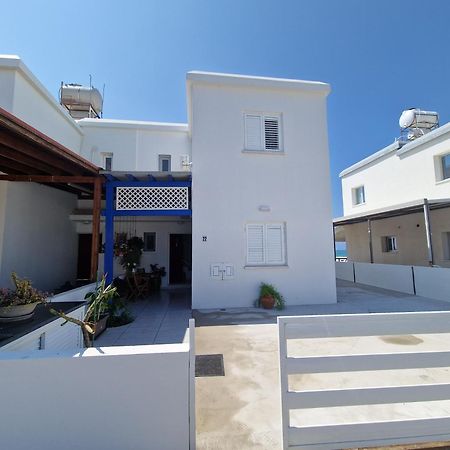 Ammos Beachfront Villa Paradise Λάρνακα Εξωτερικό φωτογραφία