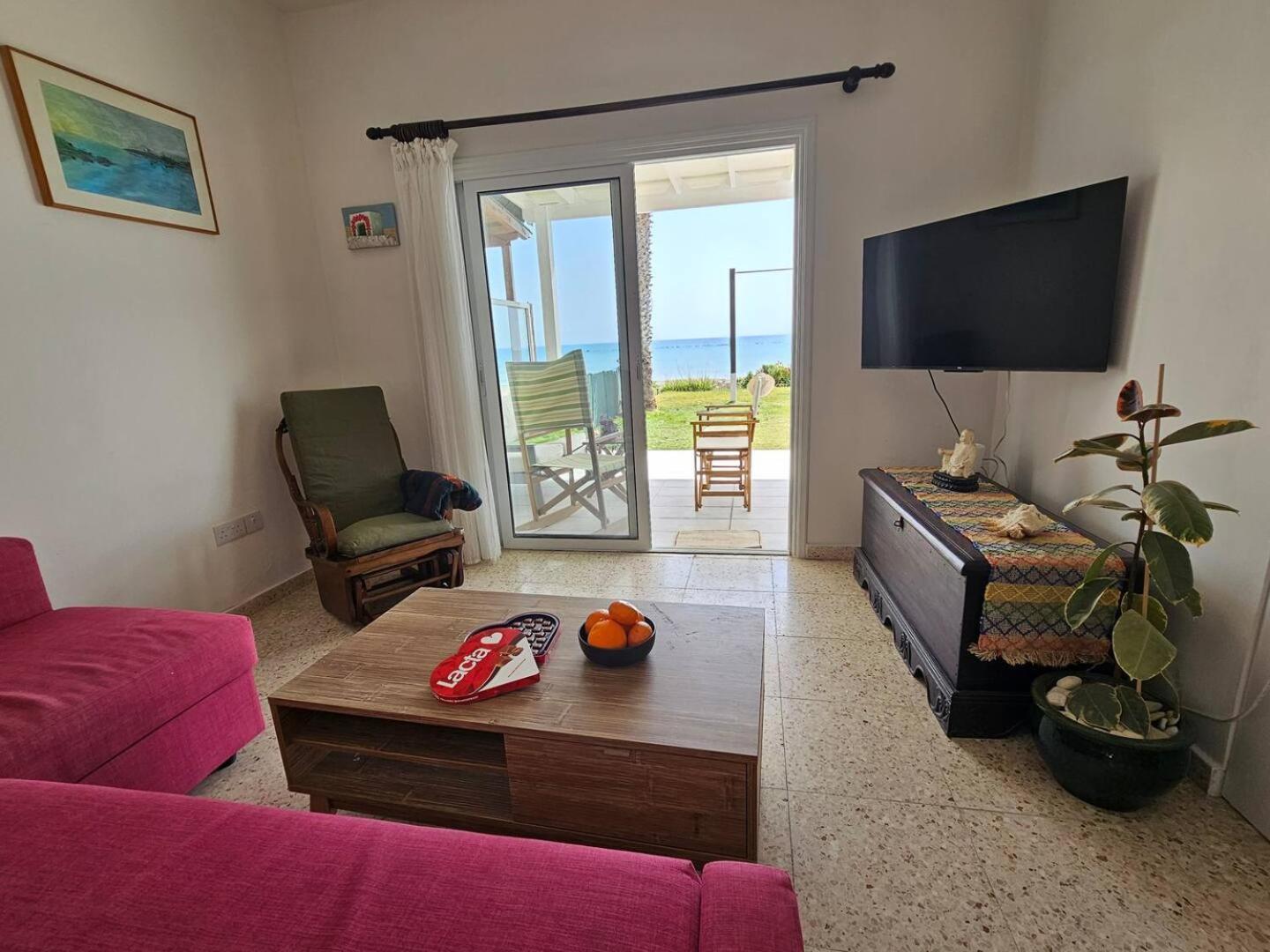 Ammos Beachfront Villa Paradise Λάρνακα Εξωτερικό φωτογραφία