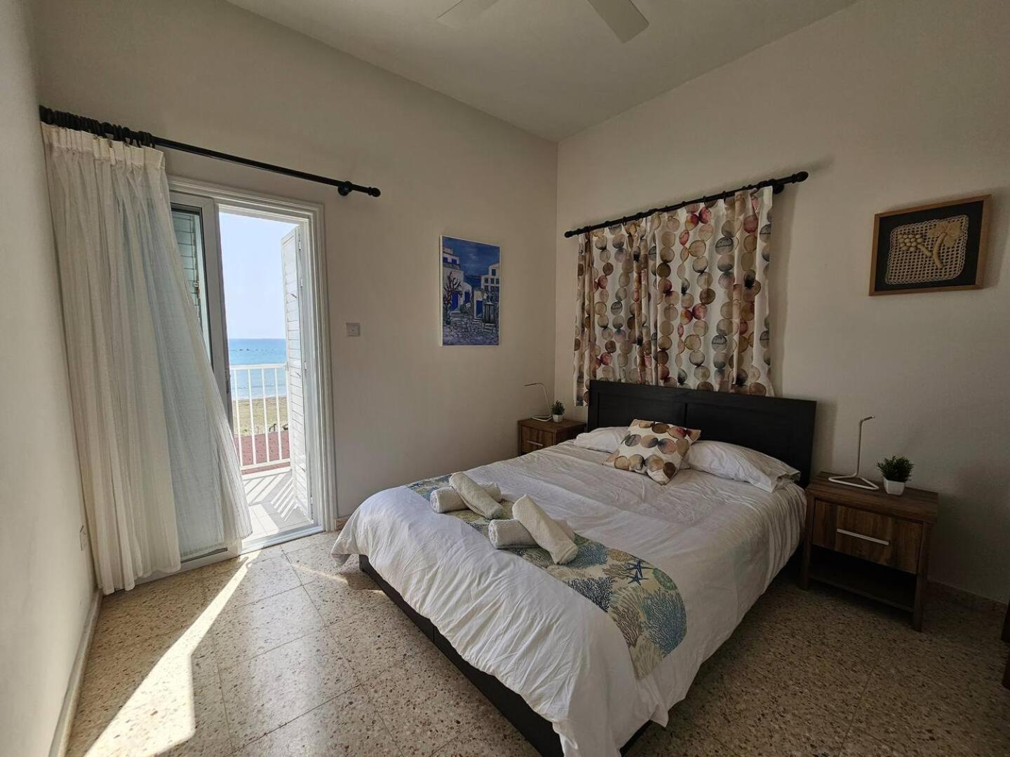 Ammos Beachfront Villa Paradise Λάρνακα Εξωτερικό φωτογραφία