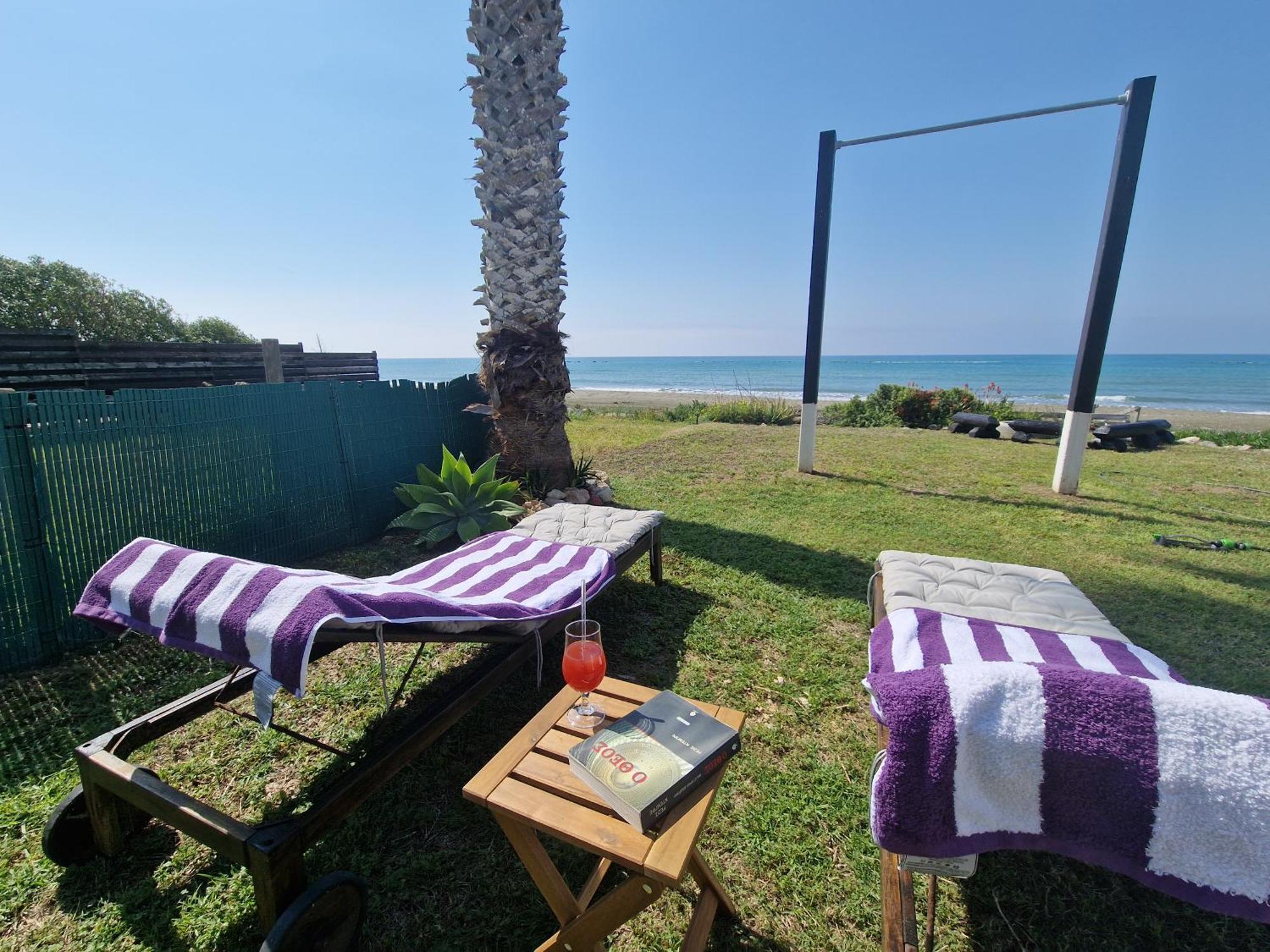 Ammos Beachfront Villa Paradise Λάρνακα Εξωτερικό φωτογραφία